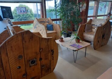 L'art du réemploi à l'AAPHTV : allier esthétique et écologie